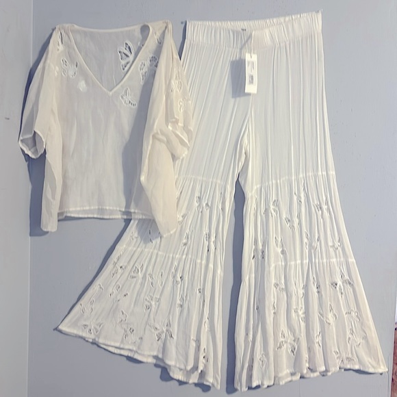 Johnny Was Lupita Eyelets Tiered Pants 2 pieces - Picture 2 of 10